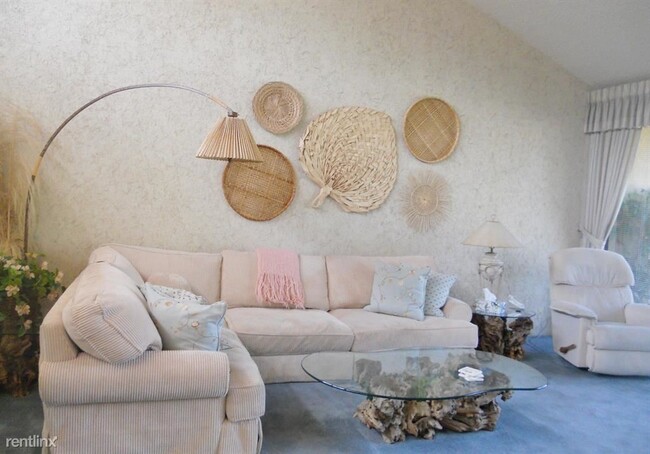 Building Photo - 2 br, 2 bath Condo - 321 Gran Via