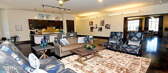 Primary Photo - 1 br, 1 bath Condo - 9900 S Mason RD Flat ...