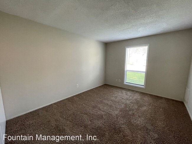 Building Photo - 2 br, 1 bath House - 104 Village Circle