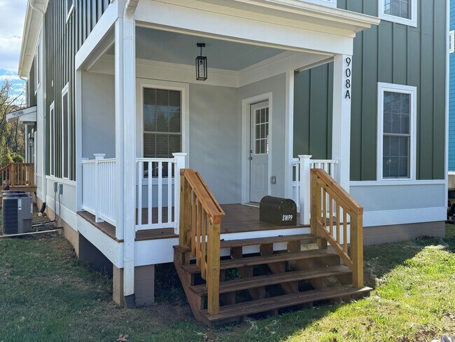 Foto del edificio - 908 Nasau Street