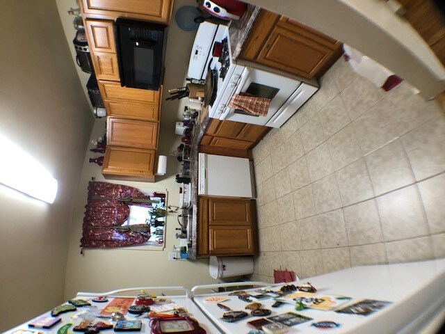 Foto del edificio - 2343 Sherbrook St