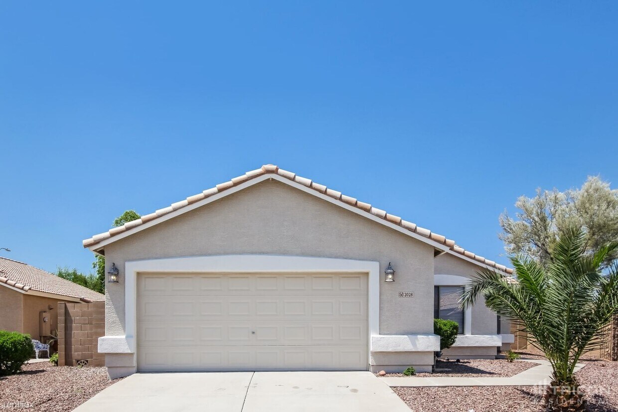 2028 S 86th Ln, Tolleson, AZ 85353 House Rental in Tolleson, AZ
