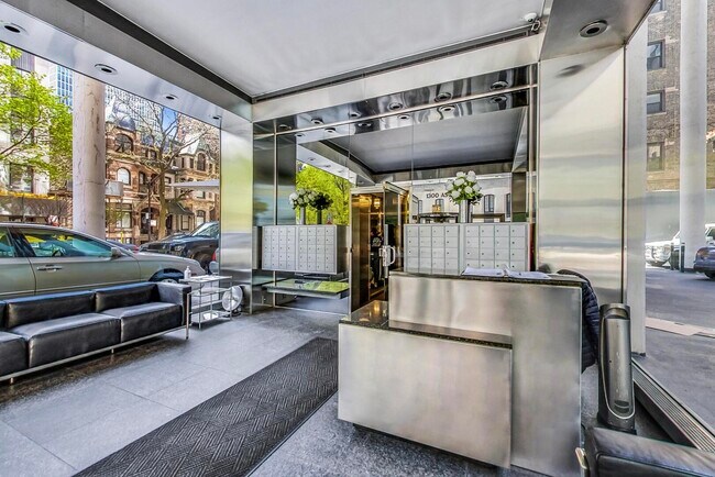 Foto del edificio - 1300 N Astor St