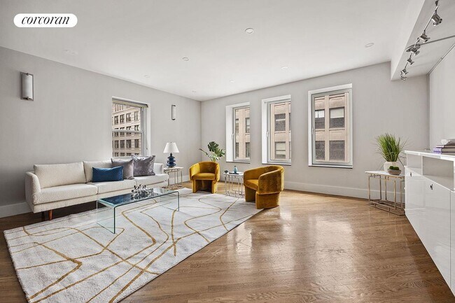 Building Photo - 24 W 45th St