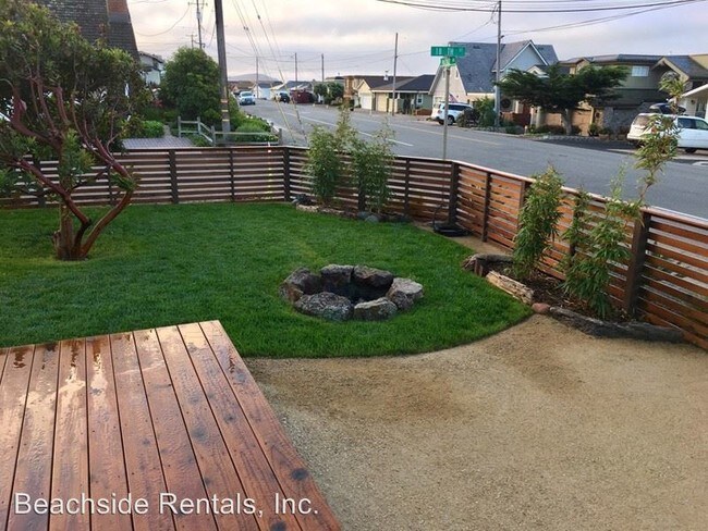 Foto del edificio - 2 br, 1.5 bath House - 11 18th St.
