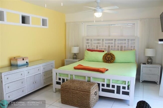 Building Photo - 4430 Sea Grape Dr