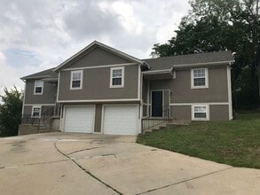 Building Photo - 109 Cambridge St