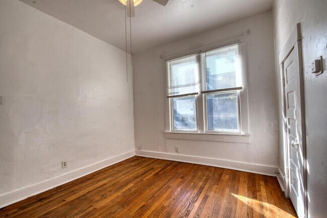 Building Photo - 1819 NW 38th St