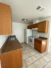 Building Photo - 2545 Belmont St