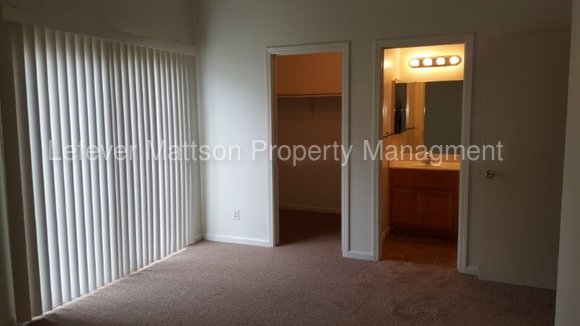 Building Photo - 1864 Quail Meadows Cir
