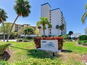 Building Photo - 660 Island Way