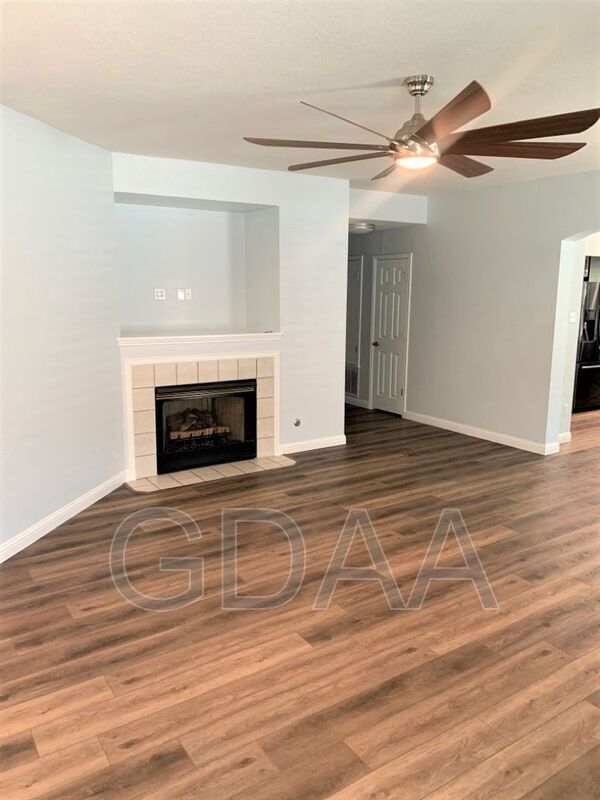 Foto del edificio - 17506 Bottle Springs Ln