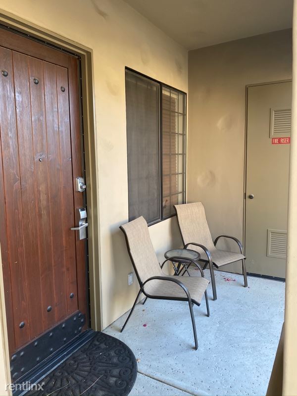 Foto del edificio - 50650 Santa Rosa Plaza