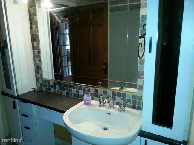 Foto del edificio - 4 br, 2.5 bath House - 470 Paisley Rd