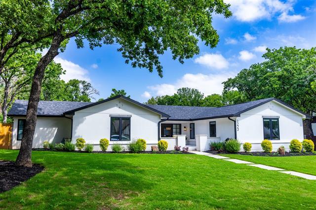 Building Photo - 1223 Ridgewood Cir