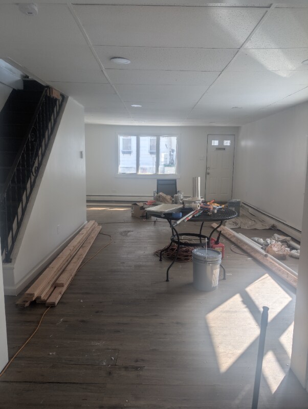 Building Photo - 510 Schultz Ct