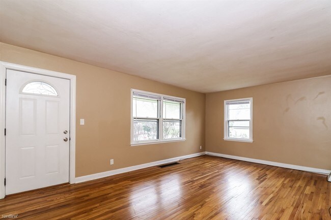 Building Photo - 3 br, 1 bath House - 271 Hazelwood St