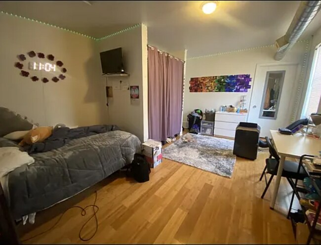 Foto del edificio - 23 E Clinton St