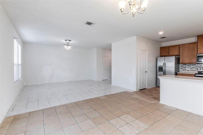 Building Photo - 809 Sawbuck Dr