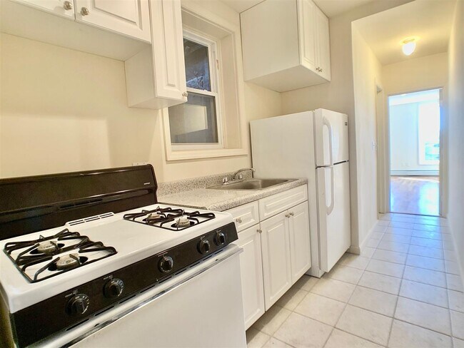 Foto del edificio - 320 Washington St