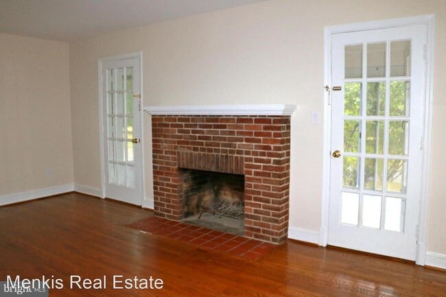 Building Photo - 401 Olney Sandy Spring Rd