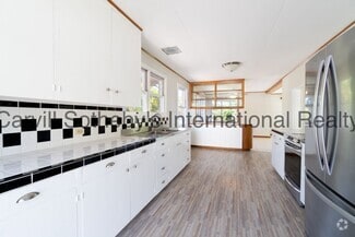 Building Photo - 1411 Mokulua Dr