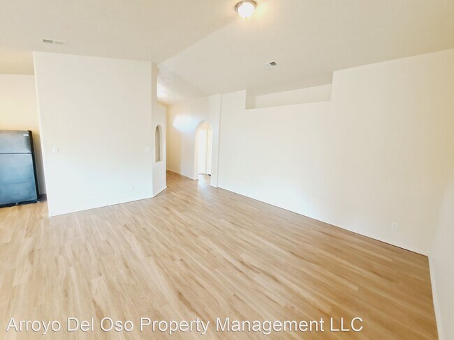 Building Photo - 3 br, 2 bath House - 1051 Purple Aster Ave SW