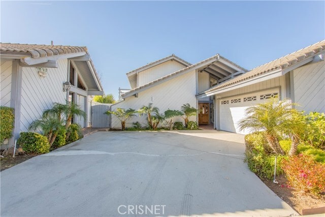 Building Photo - 2546 Oakshore Dr