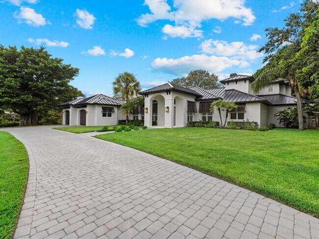 Building Photo - 1707 Caribbean Dr