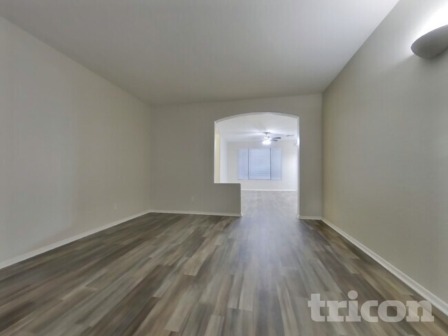 Foto del edificio - 4333 E Ivanhoe St