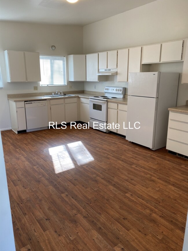 Foto del edificio - 8705 S Altair Drive