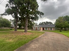 Building Photo - 30707 Martens Rd