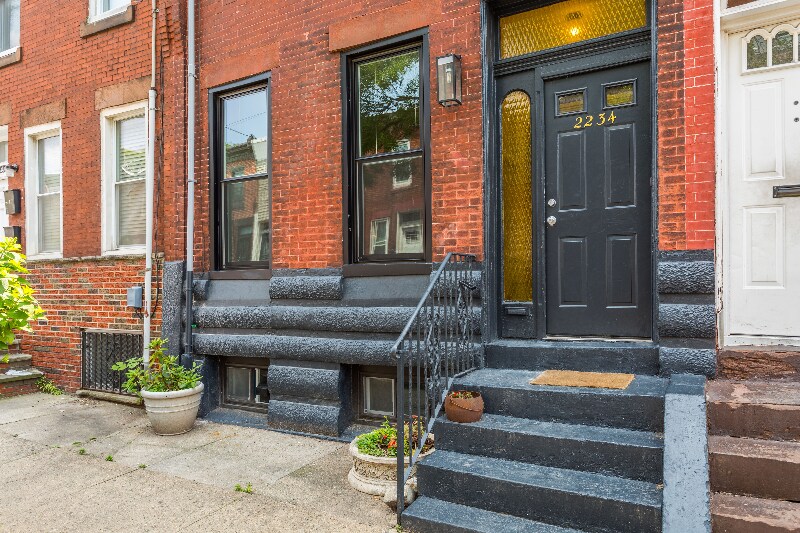 Primary Photo - 2234 Tasker St
