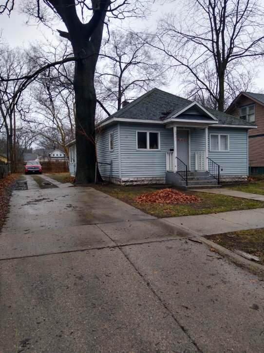 2921 9th St, Muskegon Heights, MI 49444 House Rental in Muskegon