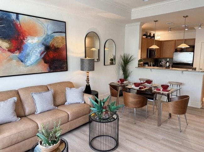 Building Photo - 1740 Century Cir NE