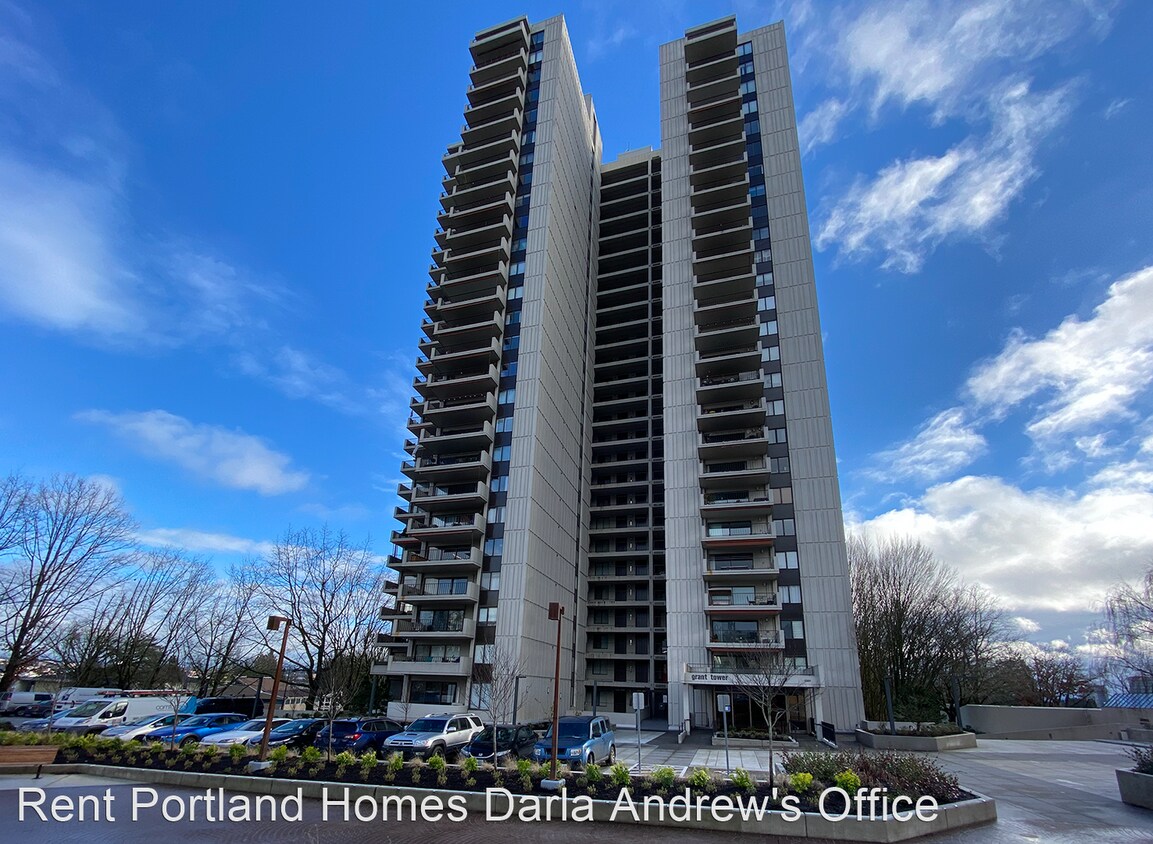Primary Photo - 2 br, 1 bath House - 2221 SW 1st Avenue #626
