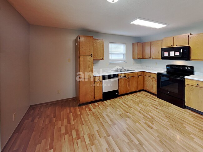Foto del edificio - 1168 Fielding Ln