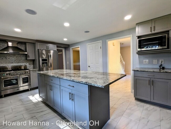 Building Photo - 5 br, 2.5 bath House - 5927 Ogilby Drive