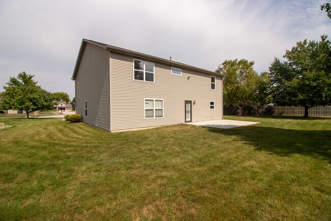 Building Photo - 50 Shadow Valley Ct