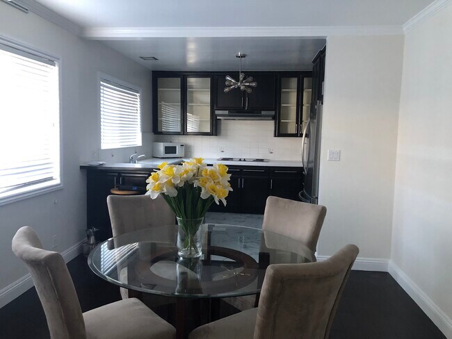 Foto del edificio - 1632 Camden Ave