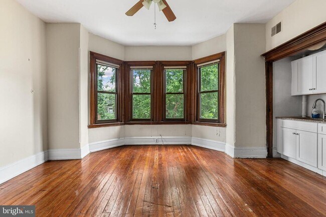 Foto del edificio - 4411 Pine St