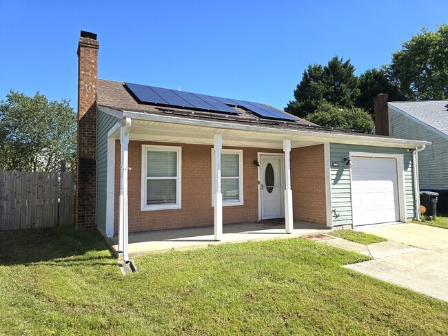 Photo - 2100 Fort Belvoir Dr (Virginia Beach, VA) House