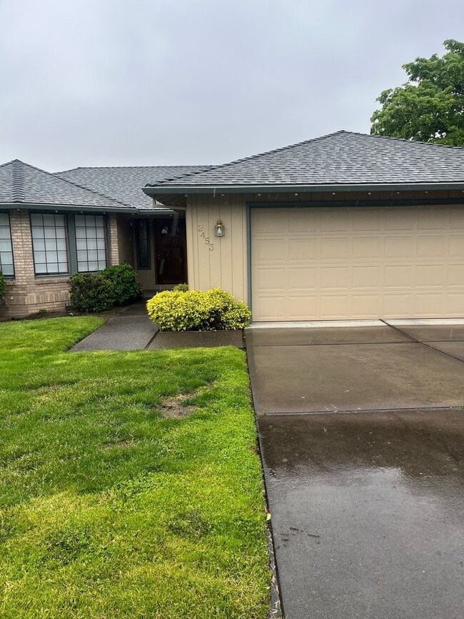 Foto del edificio - 3 Bedroom 2 Bath House