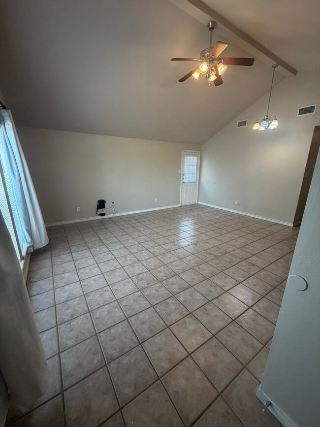 Building Photo - 1437 Western Oaks Ct
