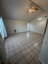 Building Photo - 1437 Western Oaks Ct