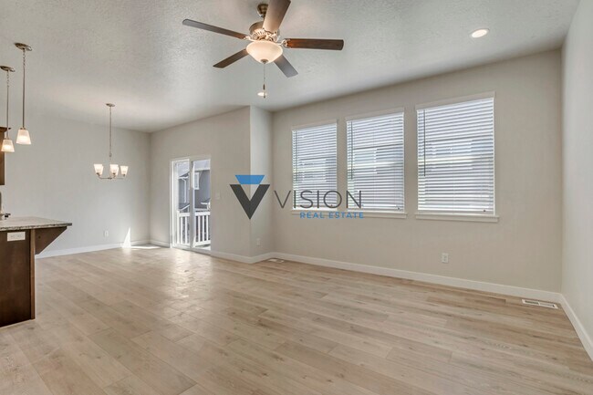 Foto del edificio - 4081 W Harmony Dr