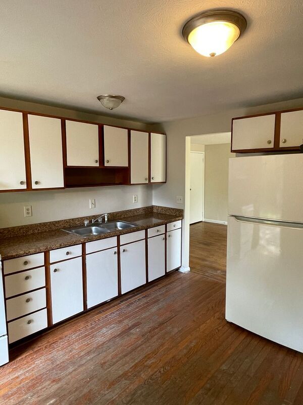 Foto del edificio - 1411 Alpine Dr