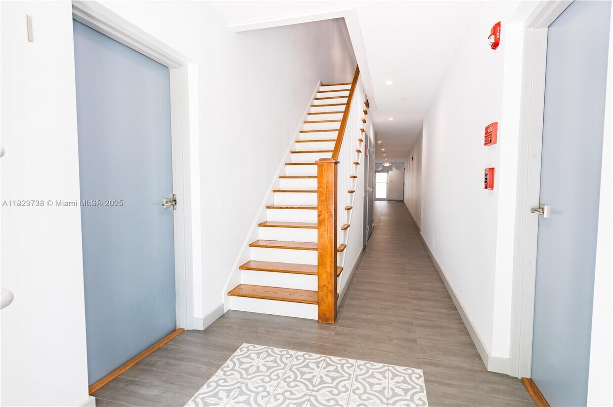 Foto principal - 1818 SW 22nd Ave