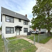 Building Photo - 519 S 9th St