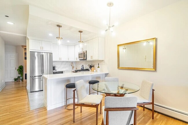 Foto del edificio - 814 Willow Ave